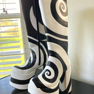 NEW Dolls Kill Current Mood How Sweet It Is Platform Boots Size 5 MSRP $149